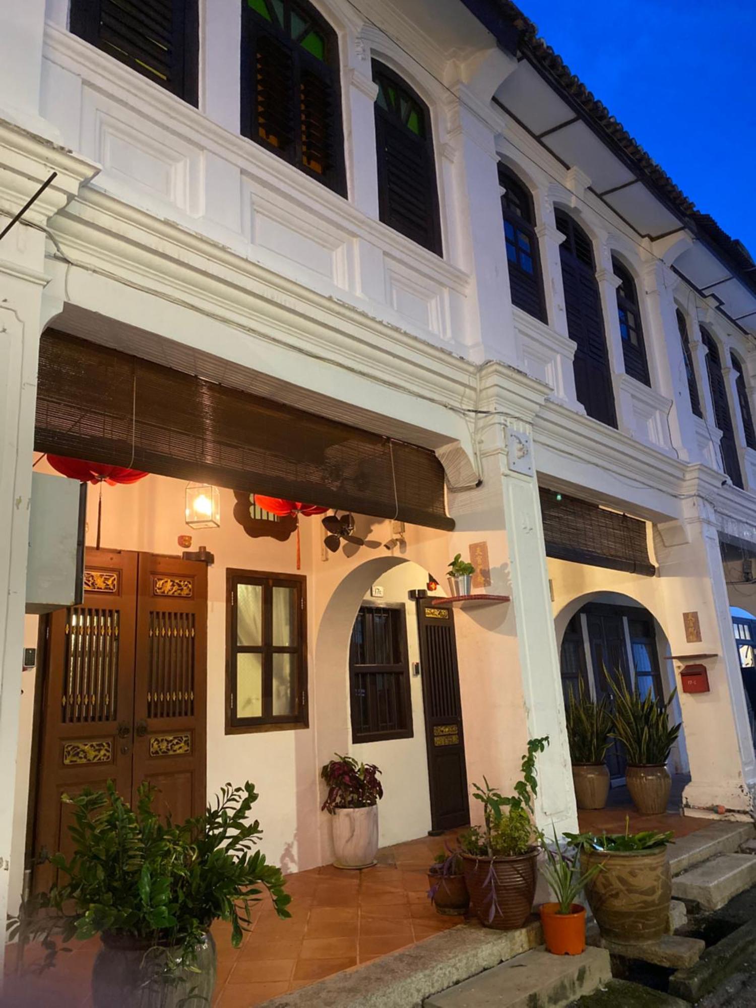 Homs Female Hostel 조지타운 외부 사진
